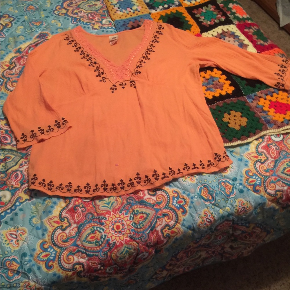 Womans plus top with deco trim